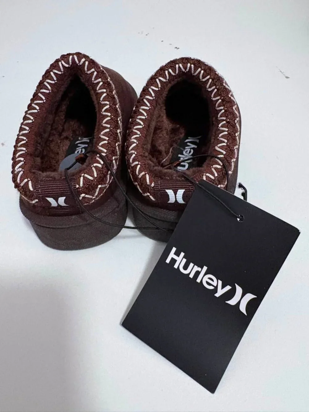 Hurley Women's Cozy Faux Suede Slippers Brown